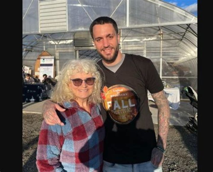 A Rock Star Who Lost His Life to Addiction