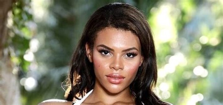 Alex Hayes Age - Bio, Wiki, Height, Net Worth, Relationship (2023)