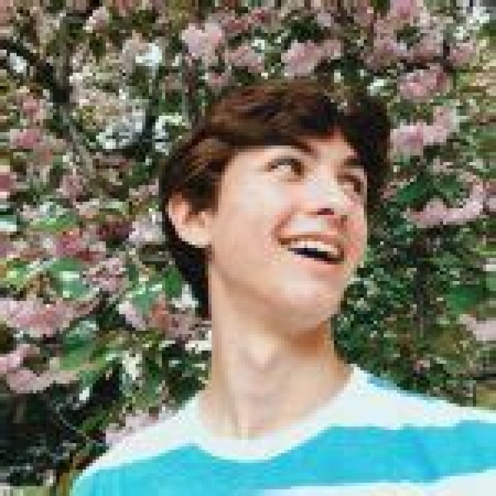 Chris Nevins (carrotlmao) Bio | Age, Wiki, Net worth, Height, Girlfriend|