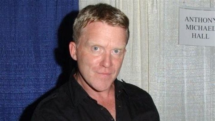 How tall is Anthony Michael Hall