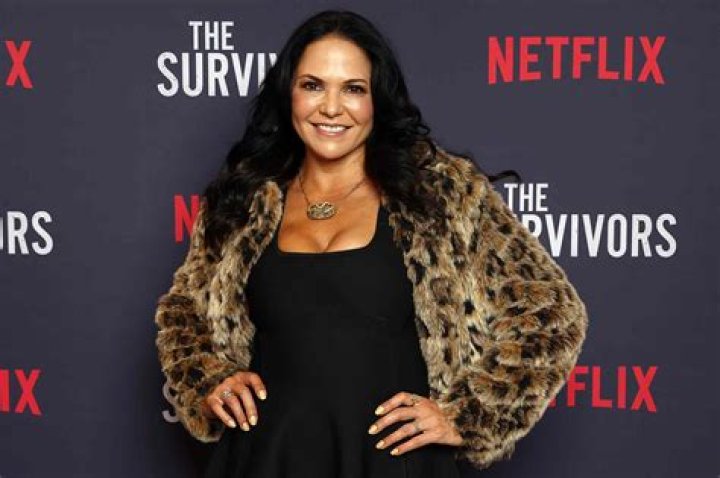 How tall is Miriama Smith