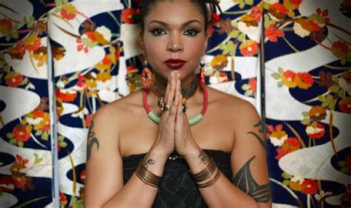 Ife Sanchez Mora – Celebsgraphy