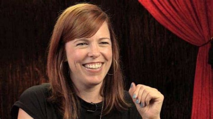 Is Amy Bruni married to a husband?Her net worth, wiki, age, bio. 2022