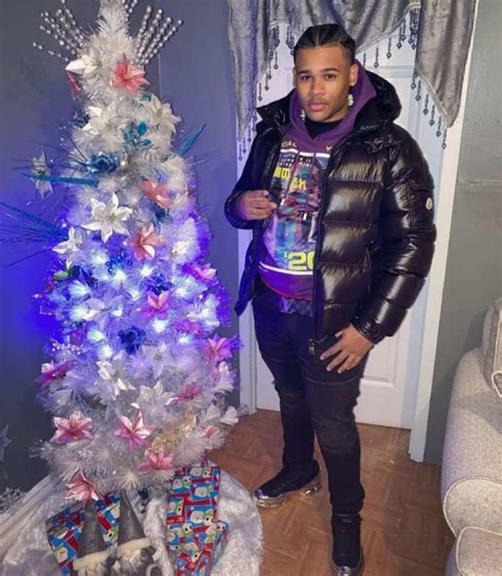 JustFanum Age | Wiki, Net worth, Bio, Height, Girlfriend