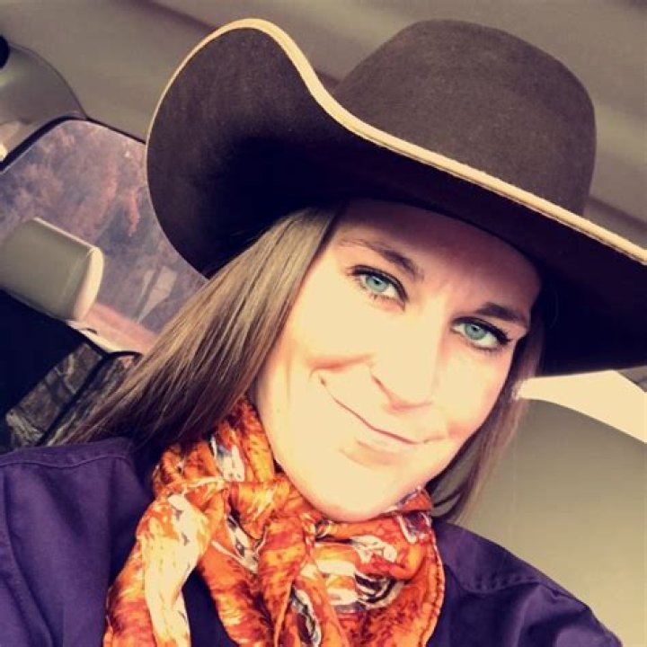 Kristen Tuff Scott – Celebsgraphy