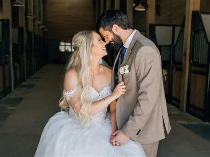 Who is Amberley Snyder’s Husband? – Celebsgraphy