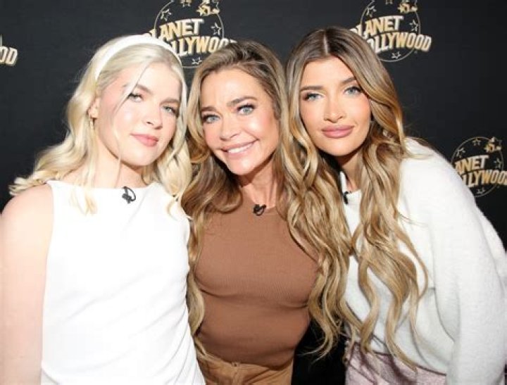 Who is Lola Sheen? Wiki, Biography & Facts About Denise Richards' Daughter